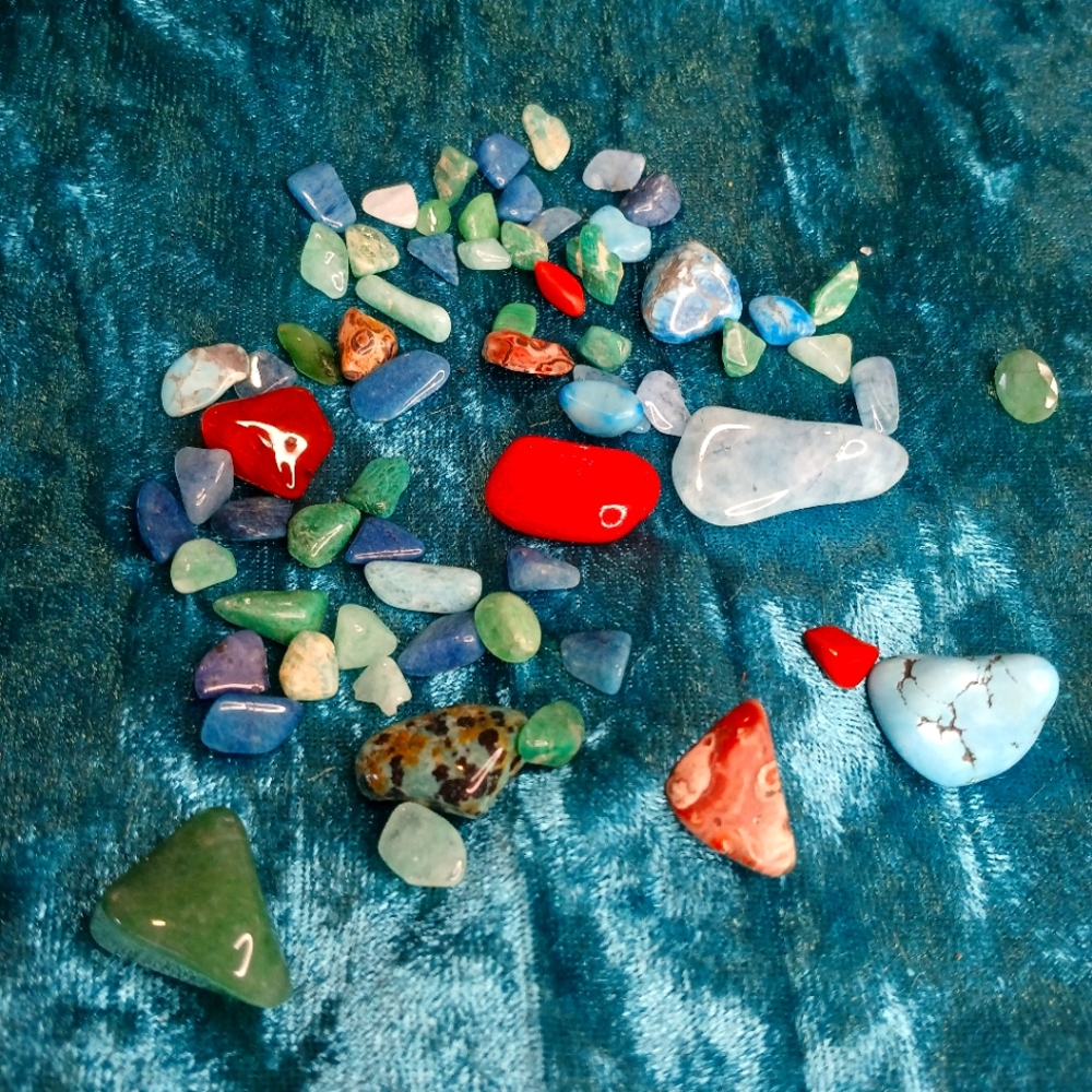 Assorted Lot Of Polished Stones